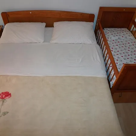 Spacious Elek, City شقة *